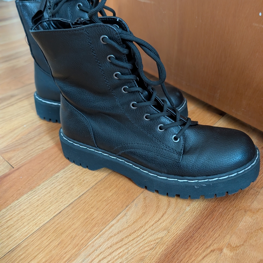 Sincerely Jules Black Lace-Up Boots